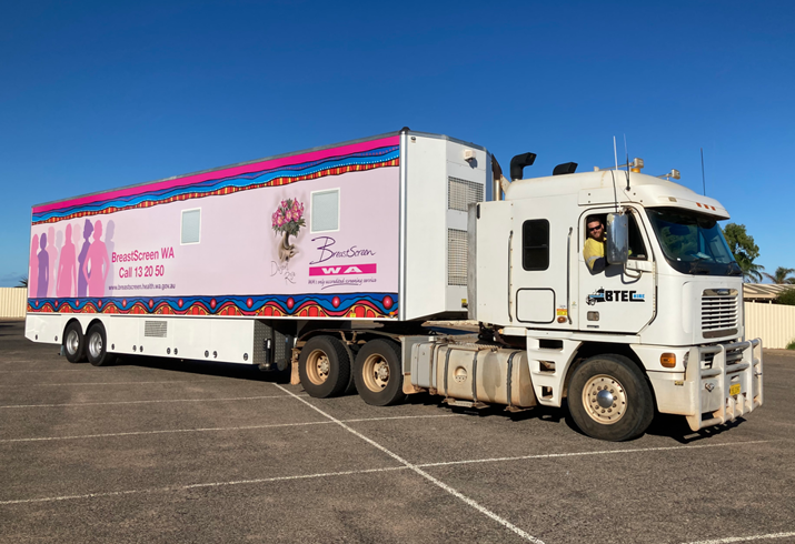 Mobile screening unit with new wrap design parked